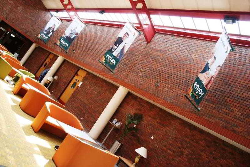 Yarnfield Park Training And Conference Centre Hotel Stone  Kültér fotó