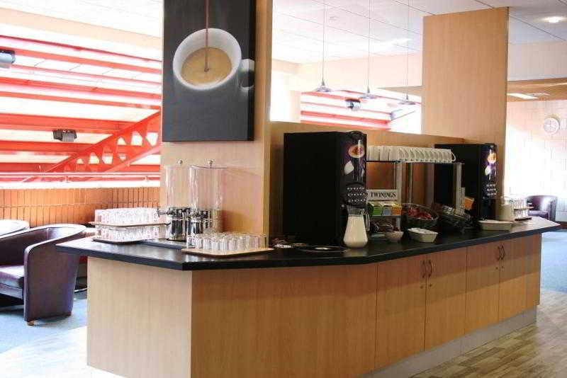 Yarnfield Park Training And Conference Centre Hotel Stone  Kültér fotó
