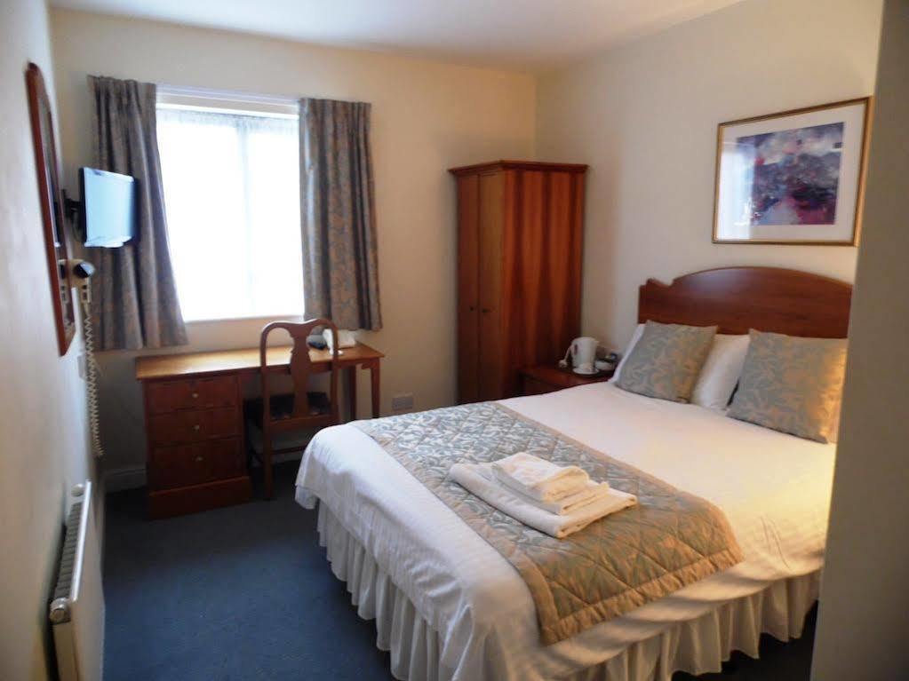 Yarnfield Park Training And Conference Centre Hotel Stone  Kültér fotó